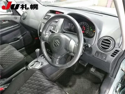 Suzuki SX-4