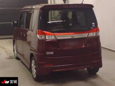 Mitsubishi DELICA D2