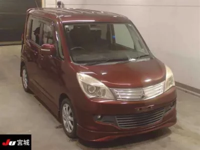 Mitsubishi DELICA D2
