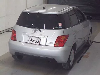 Toyota IST