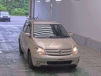Toyota IST