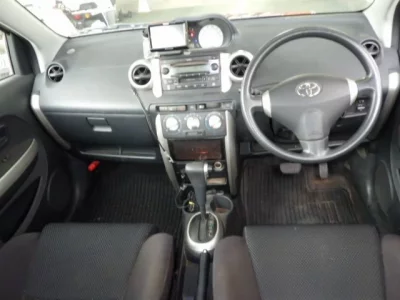 Toyota IST