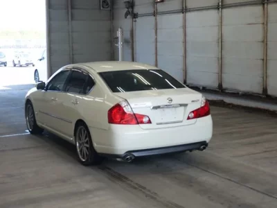 Nissan FUGA