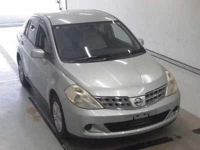 Nissan TIIDA LATIO