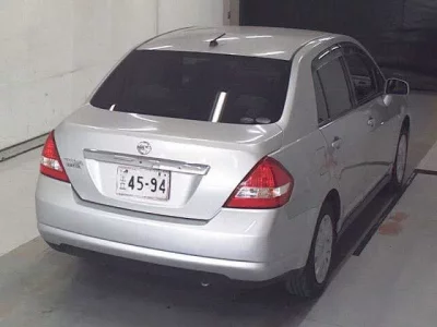 Nissan TIIDA LATIO