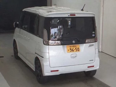 Suzuki SPACIA