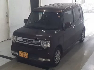 Toyota PIXIS SPACE