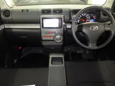 Toyota PIXIS SPACE