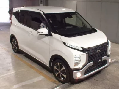 Mitsubishi EK X