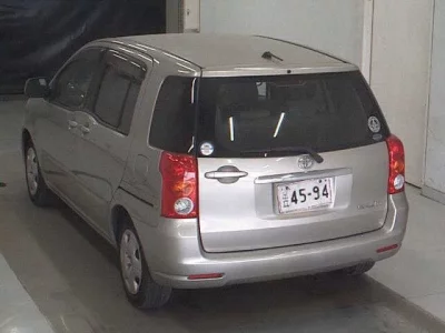 Toyota RAUM