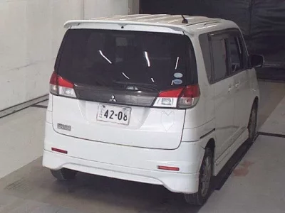 Mitsubishi DELICA D2