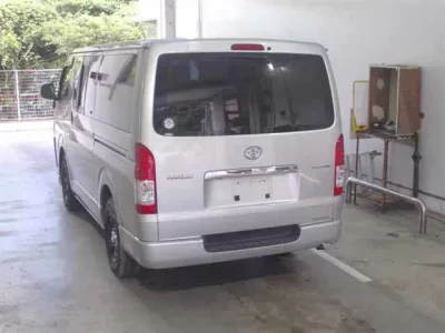 Toyota REGIUS ACE VAN