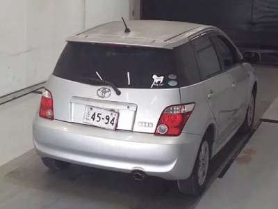 Toyota IST