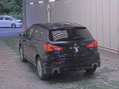 Mitsubishi RVR