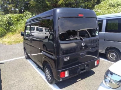 Nissan CLIPPER VAN