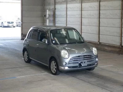 Daihatsu MIRA