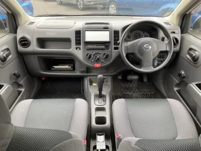 Nissan AD
