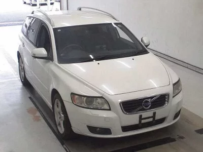 Volvo V50