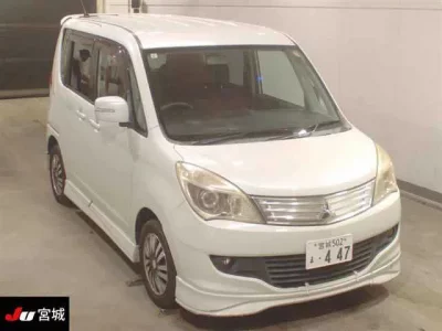 Mitsubishi DELICA D2