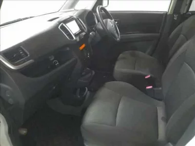 Mitsubishi DELICA D2
