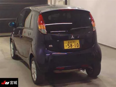 Mitsubishi I