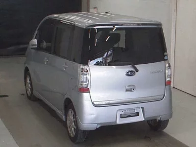 Subaru LUCRA