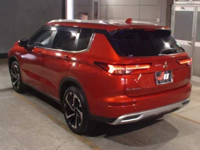 Mitsubishi OUTLANDER PHEV