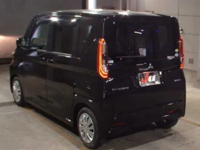 Mitsubishi EK SPACE