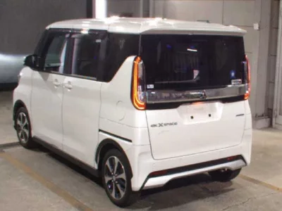 Mitsubishi EK X SPACE