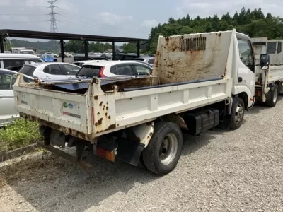Hino DUTRO