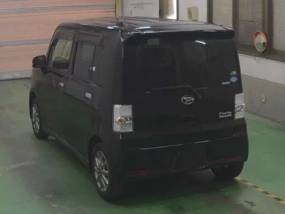 Daihatsu MOVE CONTE