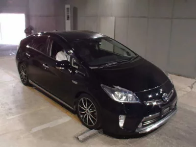 Toyota PRIUS PHV