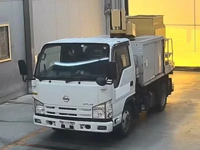 Nissan ATLAS