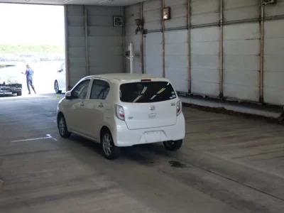 Daihatsu MIRA E S
