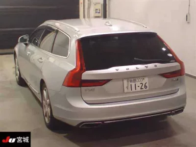 Volvo V90