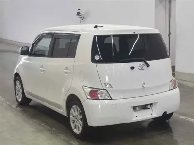 Toyota BB