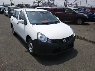 Nissan AD