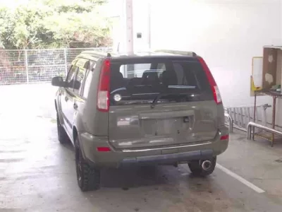 Nissan X-TRAIL