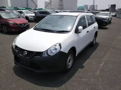 Nissan AD