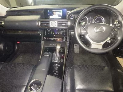 Lexus IS
