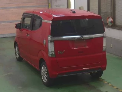Honda N BOX SLASH