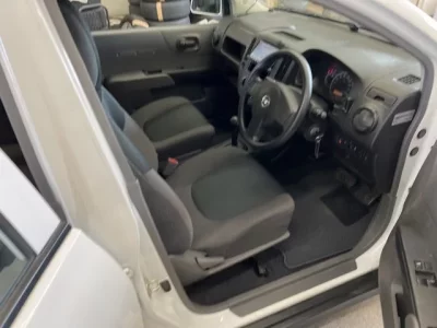 Nissan AD