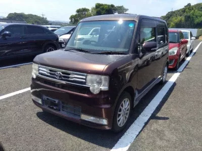 Toyota PIXIS SPACE
