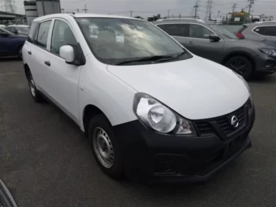 Nissan AD