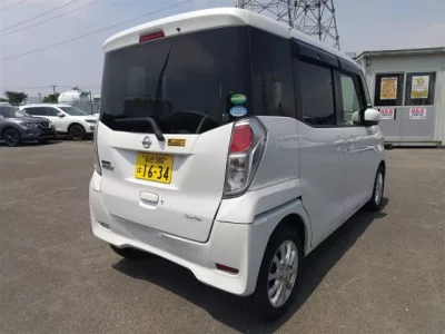 Nissan DAYZ ROOX