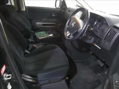 Mitsubishi DELICA D5