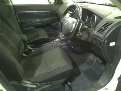 Mitsubishi RVR