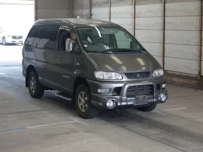 Mitsubishi DELICA