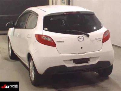 Mazda DEMIO