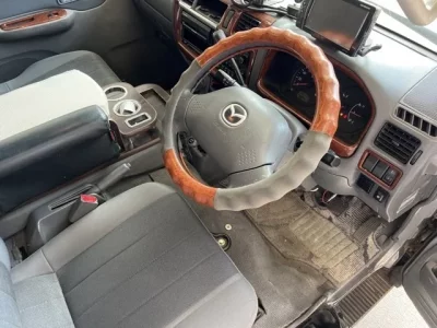 Mazda BONGO VAN